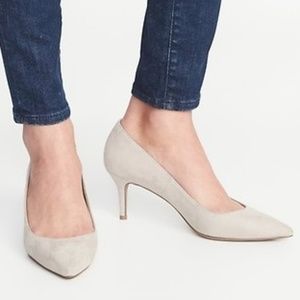 Old Navy NWT Sueded Mid-Heel Pointy-Toe Pumps